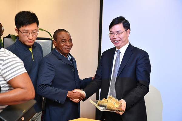 1506347899128454.jpg 7bfeae54-e277-4b59-a46d-4c2d297bbe2f.JPG