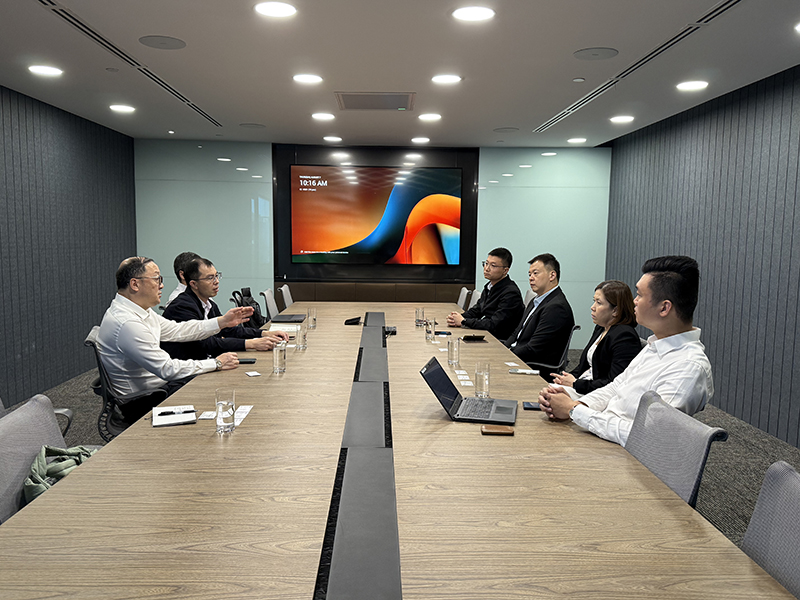 圖片2 與吉寶會(huì)談.jpg