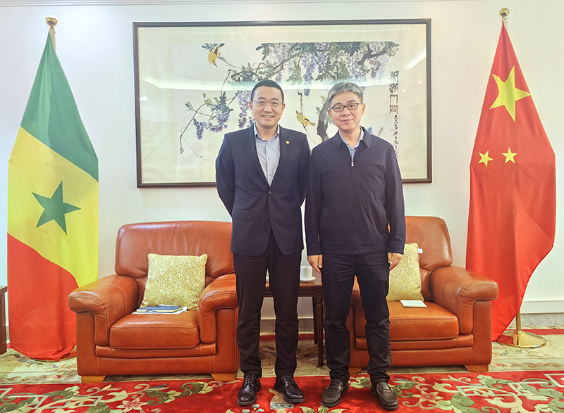 馬玉辛拜會中國駐塞內(nèi)加爾大使李志剛.jpg